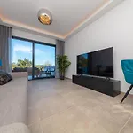 Διαμέρισμα Seaside 8 *